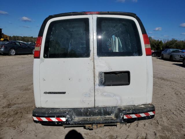 1GCGG25CX81118572 - 2008 CHEVROLET EXPRESS G2 WHITE photo 6