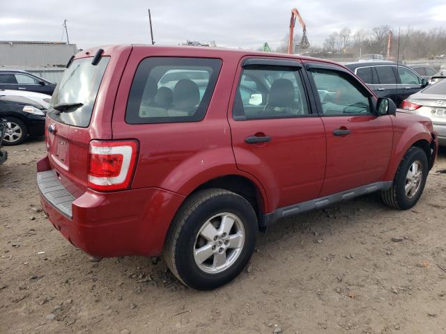 1FMCU9C72BKC54066 - 2011 FORD ESCAPE XLS RED photo 3