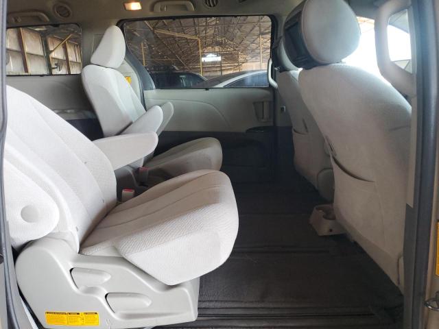 5TDJK3DC8DS063788 - 2013 TOYOTA SIENNA LE 棕色 照片 11