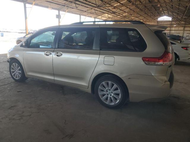 5TDJK3DC8DS063788 - 2013 TOYOTA SIENNA LE 棕色 照片 2