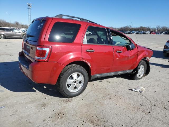 1FMCU0D79BKB37174 - 2011 FORD ESCAPE XLT RED photo 3