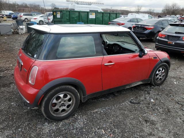 WMWRC33485TJ64856 - 2005 MINI COOPER RED photo 3