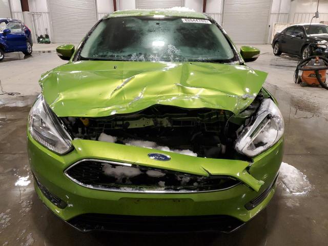 1FADP3F22JL270425 - 2018 FORD FOCUS SE GREEN photo 5