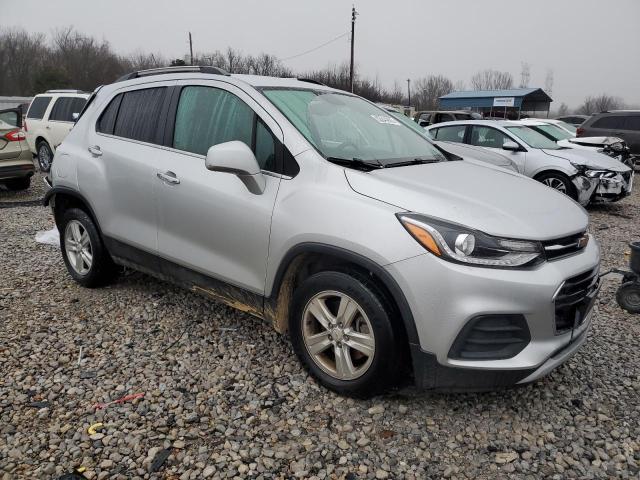 KL7CJLSB7HB167916 - 2017 CHEVROLET TRAX 1LT SILVER photo 4