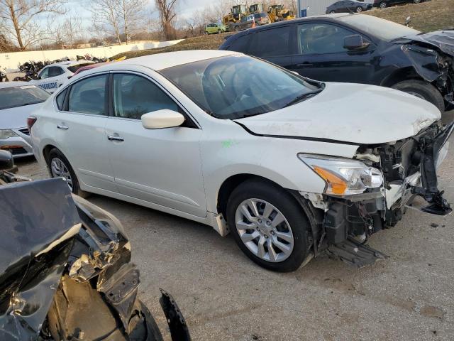 1N4AL3AP3FN370532 - 2015 NISSAN ALTIMA 2.5 WHITE photo 4