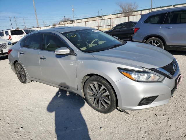 1N4AL3AP2GC125766 - 2016 NISSAN ALTIMA 2.5 SILVER photo 4