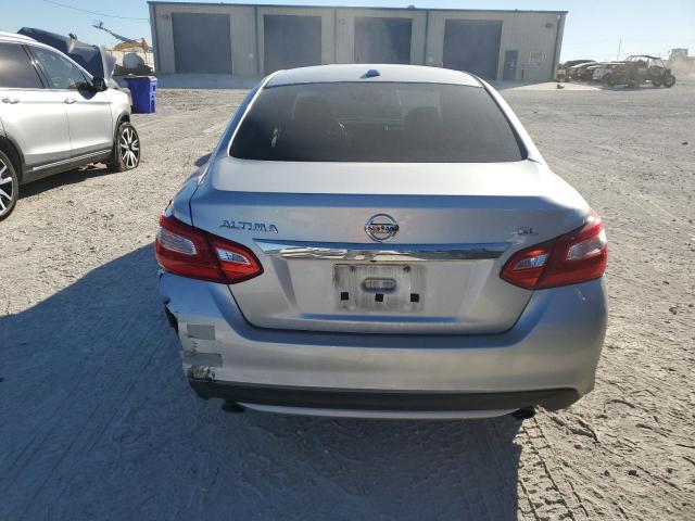 1N4AL3AP2GC125766 - 2016 NISSAN ALTIMA 2.5 SILVER photo 6