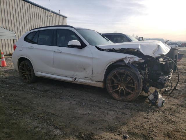 WBAVM5C52DVV89847 - 2013 BMW X1 XDRIVE35I WHITE photo 4