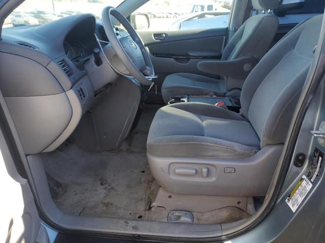 5TDZA23C05S387076 - 2005 TOYOTA SIENNA CE SILVER photo 7