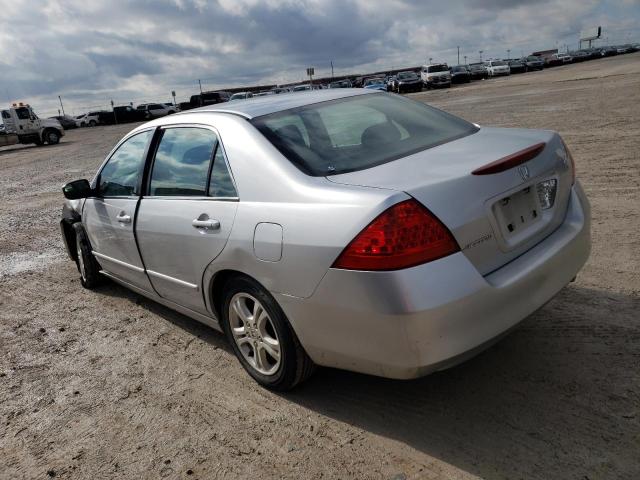 1HGCM56386A087666 - 2006 HONDA ACCORD SE SILVER photo 2