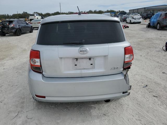 JTKKU4B41AJ053220 - 2010 TOYOTA SCION XD SILVER photo 6