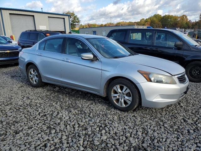 1HGCP26468A032697 - 2008 HONDA ACCORD LXP SILVER photo 4