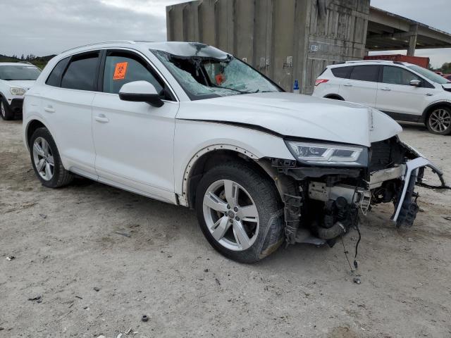 WA1BNAFY7J2097713 - 2018 AUDI Q5 PREMIUM PLUS WHITE photo 4