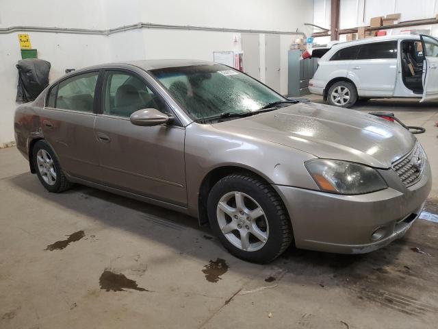 1N4AL11DX6C215644 - 2006 NISSAN ALTIMA S GRAY photo 4