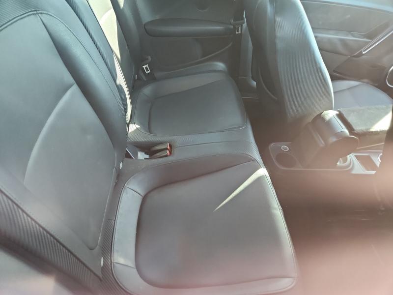 3VWJX7AT7DM606235 - 2013 VOLKSWAGEN BEETLE წითელი ფოტო 10