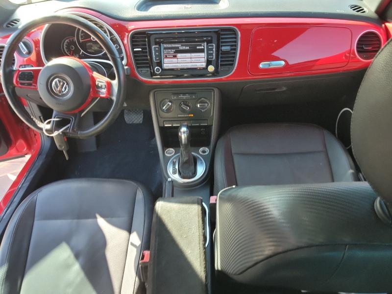 3VWJX7AT7DM606235 - 2013 VOLKSWAGEN BEETLE წითელი ფოტო 8