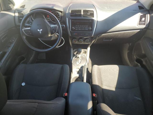 4A4AP3AU5EE026308 - 2014 MITSUBISHI OUTLANDER ES 红色 照片 8