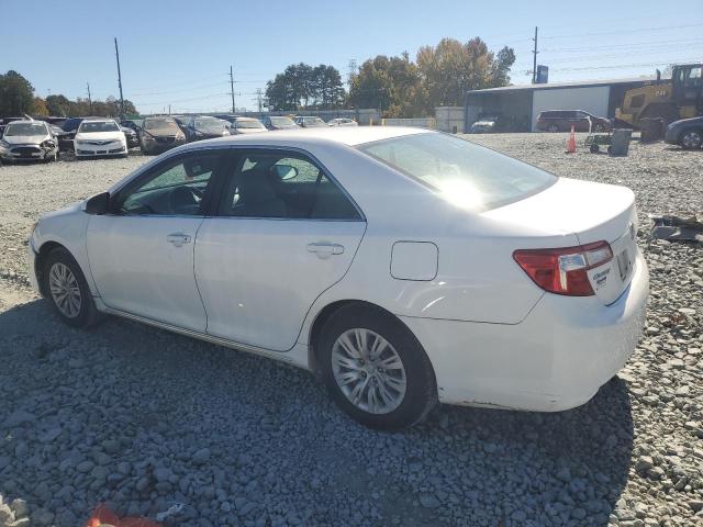 4T4BF1FK5CR197722 - 2012 TOYOTA CAMRY BASE Белый фото 2