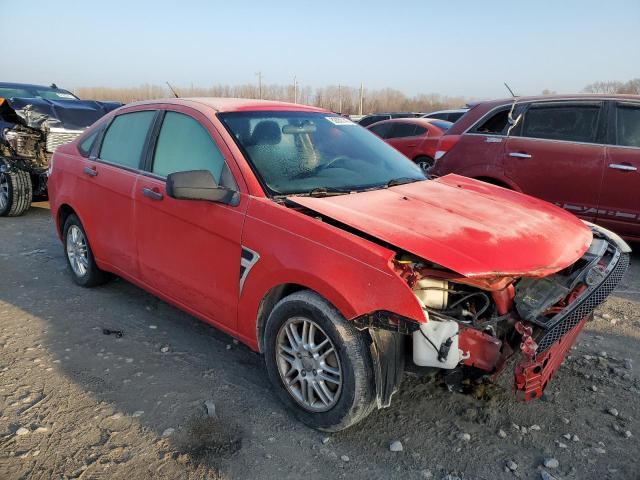 1FAHP35N58W140824 - 2008 FORD FOCUS SE RED photo 4