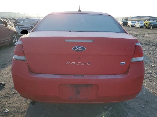 1FAHP35N58W140824 - 2008 FORD FOCUS SE RED photo 6