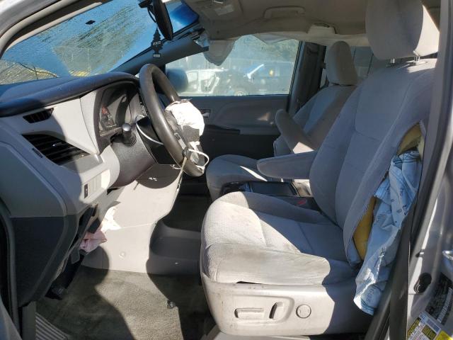 5TDKK3DC5FS567142 - 2015 TOYOTA SIENNA LE 银色 照片 7