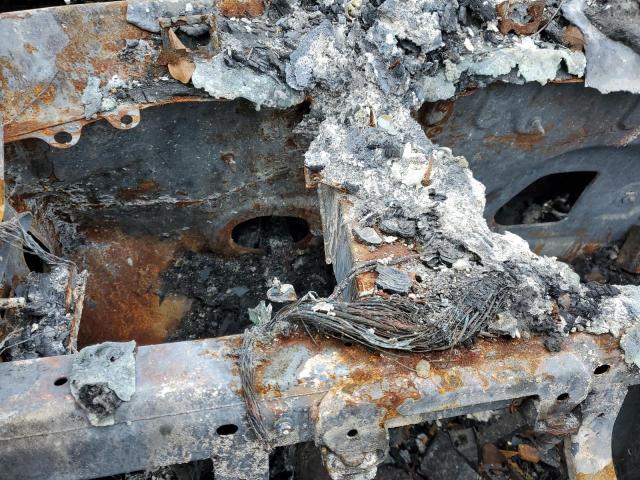 5GAERBKW6KJ111501 - 2019 BUICK ENCLAVE ESSENCE 烧焦的 照片 9