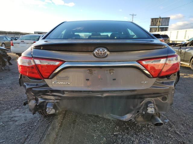 4T1BF1FKXHU708469 - 2017 TOYOTA CAMRY LE GRAY photo 6