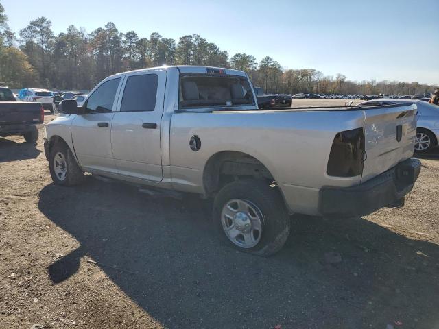 3C6UR5CLXJG369415 - 2018 RAM 2500 ST SILVER photo 2