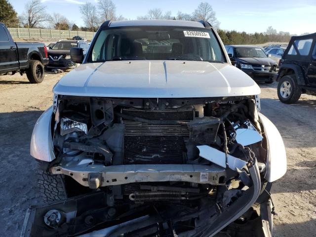 1D8GU58K48W102143 - 2008 DODGE NITRO SLT SILVER photo 5