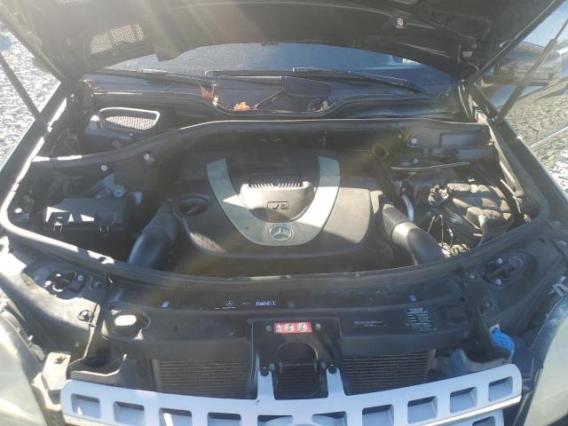 4JGBB8GB4BA695844 - 2011 MERCEDES-BENZ ML 350 4MATIC BLACK photo 11