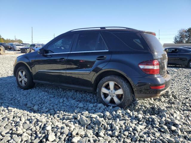 4JGBB8GB4BA695844 - 2011 MERCEDES-BENZ ML 350 4MATIC BLACK photo 2