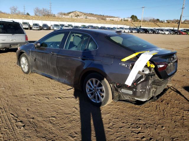 4T1C11AK5MU413543 - 2021 TOYOTA CAMRY LE GRAY photo 2