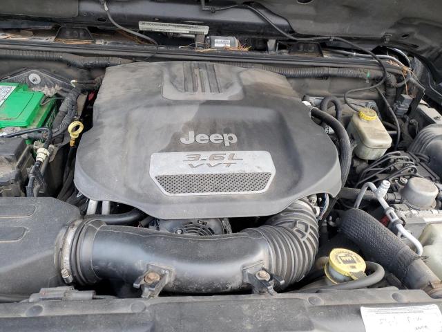 1C4BJWEG1CL269741 - 2012 JEEP WRANGLER U SAHARA 黑色 照片 12