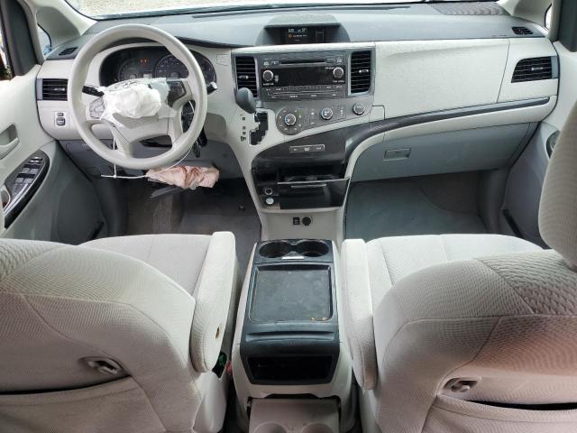 5TDKK3DC9BS047018 - 2011 TOYOTA SIENNA LE ვერცხლისფერი ფოტო 8
