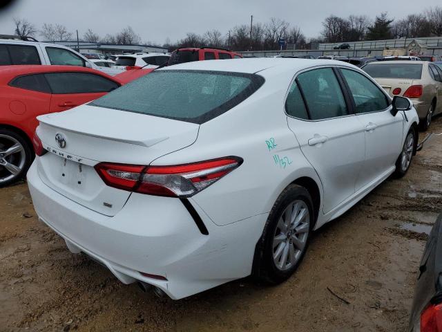 4T1G11AK4LU920773 - 2020 TOYOTA CAMRY SE WHITE photo 3