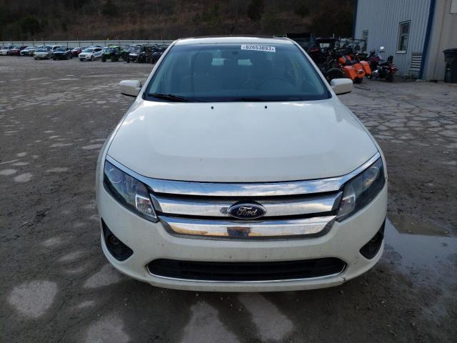 3FAHP0HAXBR195030 - 2011 FORD FUSION SE WHITE photo 5