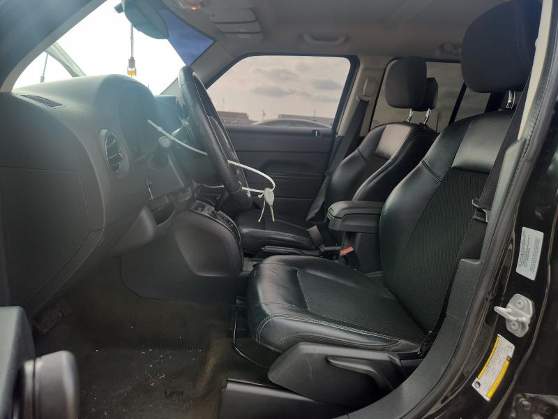 1C4NJPBA8GD748810 - 2016 JEEP PATRIOT SPORT 黑色 照片 7