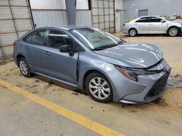 5YFEPRAEXLP122617 - 2020 TOYOTA COROLLA LE ლურჯი ფოტო 4