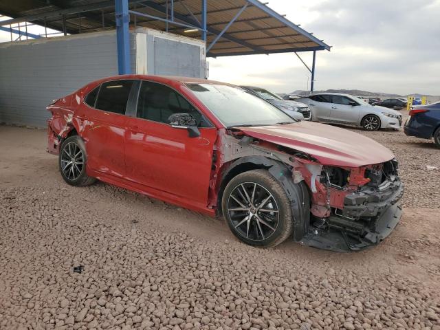 4T1G11AK9RU246841 - 2024 TOYOTA CAMRY SE NIGHT SHADE RED photo 4
