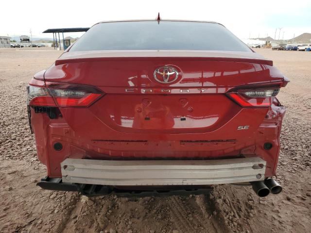 4T1G11AK9RU246841 - 2024 TOYOTA CAMRY SE NIGHT SHADE RED photo 6