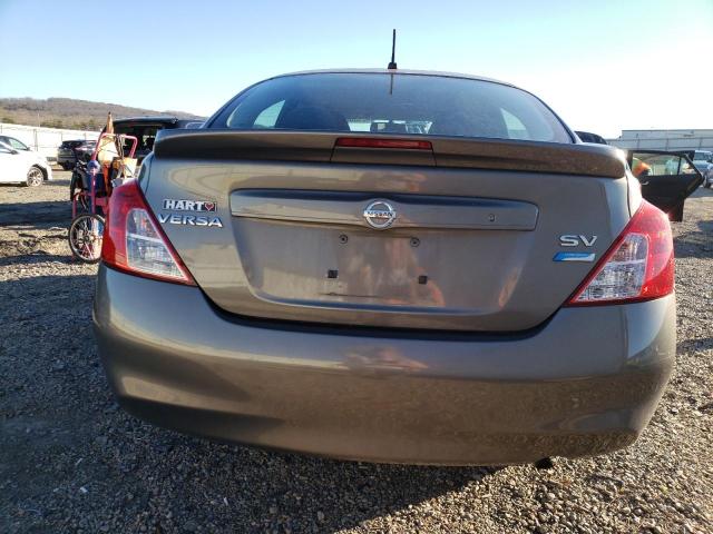 3N1CN7APXDL847686 - 2013 NISSAN VERSA S GRAY photo 6