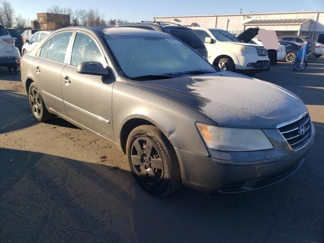 5NPET4AC2AH609866 - 2010 HYUNDAI SONATA GLS GRAY photo 4