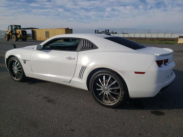 2G1FB1E32C9122908 - 2012 CHEVROLET CAMARO LT WHITE photo 2