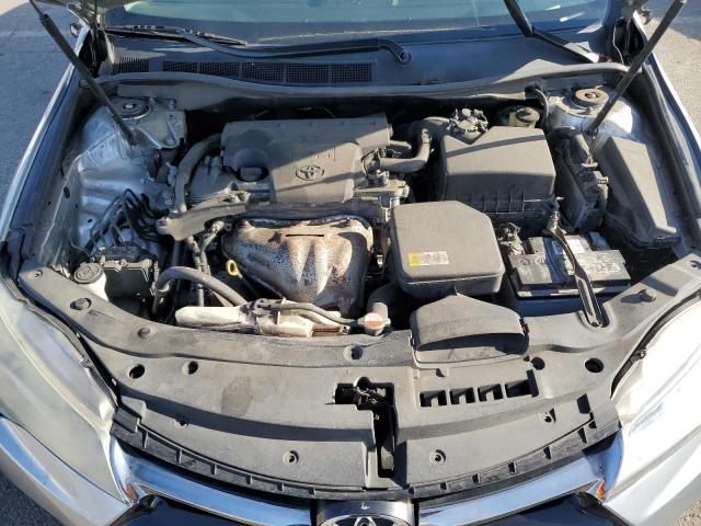4T1BF1FK8HU663094 - 2017 TOYOTA CAMRY LE SILVER photo 11