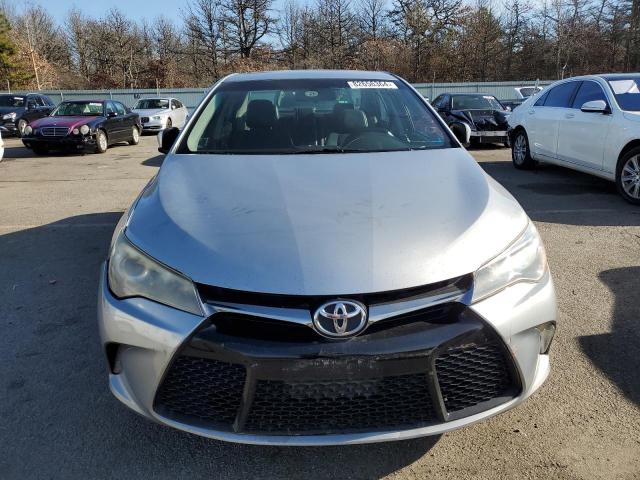4T1BF1FK8HU663094 - 2017 TOYOTA CAMRY LE SILVER photo 5