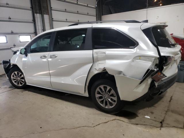 5TDJSKFCXSS165288 - 2025 TOYOTA SIENNA XLE WHITE photo 2