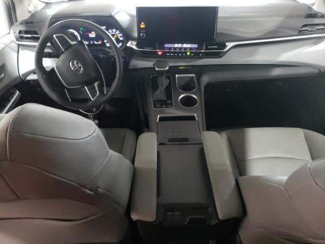 5TDJSKFCXSS165288 - 2025 TOYOTA SIENNA XLE WHITE photo 8