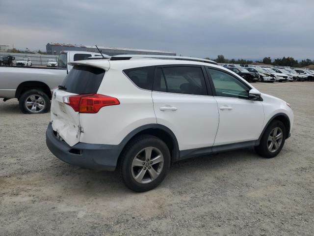 2T3WFREV9FW154468 - 2015 TOYOTA RAV4 XLE 白色 照片 3