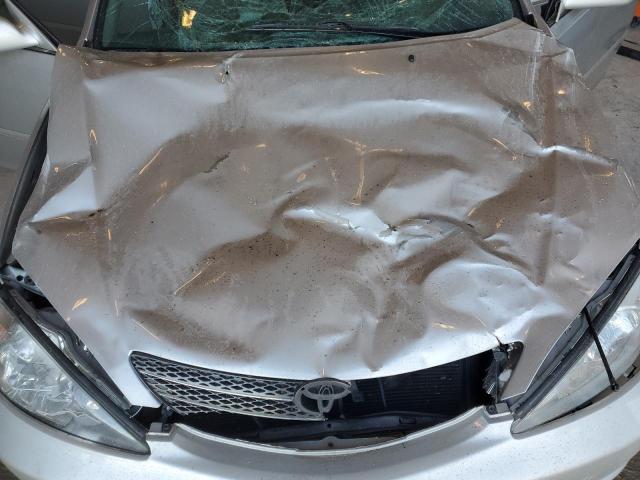 4T1BE32K44U348517 - 2004 TOYOTA CAMRY LE SILVER photo 11