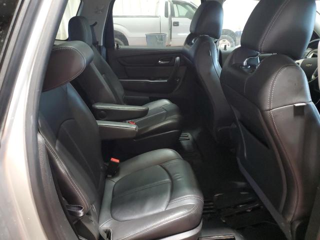 1GNKVHKD7GJ324342 - 2016 CHEVROLET TRAVERSE LT SILVER photo 11